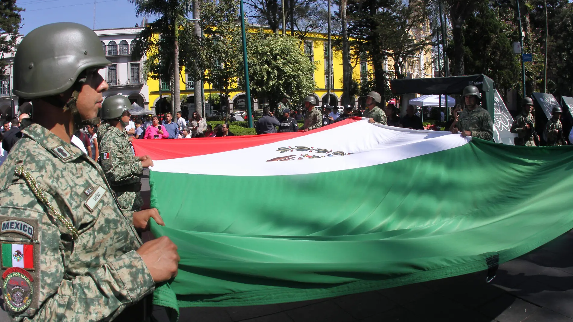 JE24022024498Dia de la Bandera